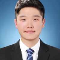 김태욱