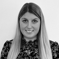 Nina Altrichter