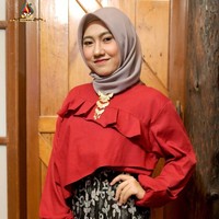 Erna Hernawati