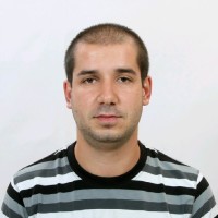 Иван Иванов