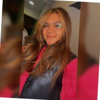 Barbara Araos parada