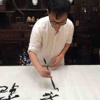 范逸白