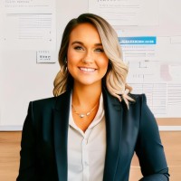 Lindsey Lee
