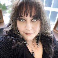 Elizabeth (Lisa ) Armstrong