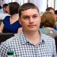Роман Роман