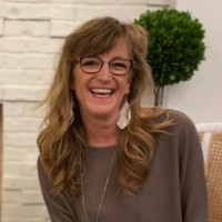 Suzanne Kent