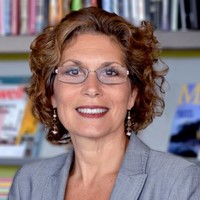 Debra Sider, Aia