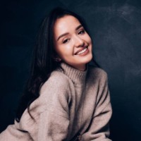 Анжелика Колесникова