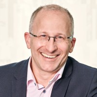 Prof Dr Marc K Peter