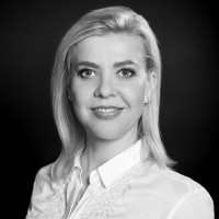 Melanie F.