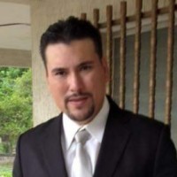Roberto Lora