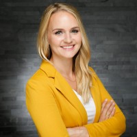 Julia Deckers