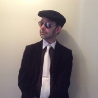 Anthony Starr
