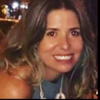 Renata V. Cunha