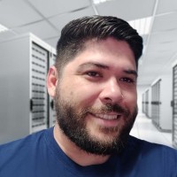 Dameian Flores