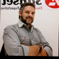 Cesar Augusto T. Lopes