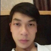 黄先勇