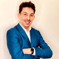 Akira Nishiyama Menéndez