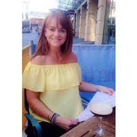 Clare Wallis