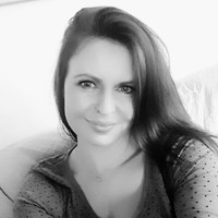 Sandi K.
