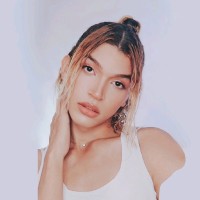 Vicky Almeida