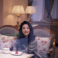 来燕霞