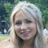 Nicole Furze