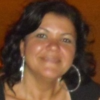 Özlem Özbek