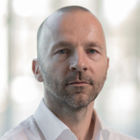 Günther König