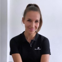 Nikola Kozáková