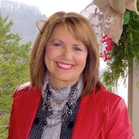 Lois Bax