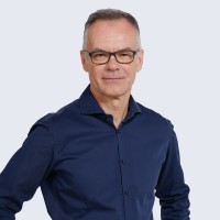 Ralf Schneider