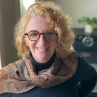 Carmela Mulroe