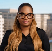 Janelle Salmon, Mba