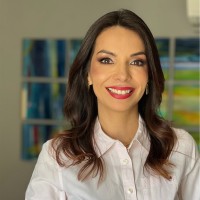 Juliana R. Ferrari
