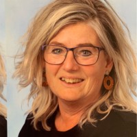 Yvonne Van Huenen