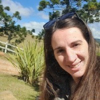 Aline Azevedo