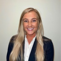 Kyra Vagle, Pe