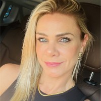 Denise Revesz