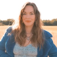 Amanda Hails