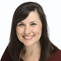 Kim Claybrook, Cfe