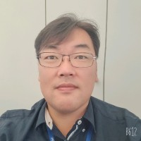 Dongsub Lee