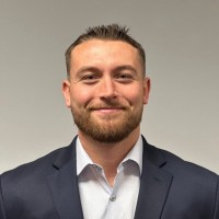 Luke Hennebaul, Mba