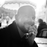 Mads Rosenbeck De V.