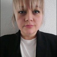 Amélie J.
