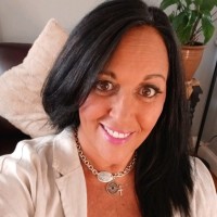 Lisa Pavao