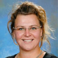 Femke Den Elzen