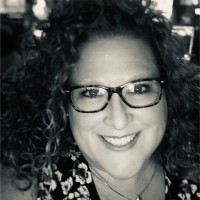 Angela Saunders