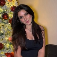 Dina H.