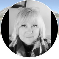 Karen Walton